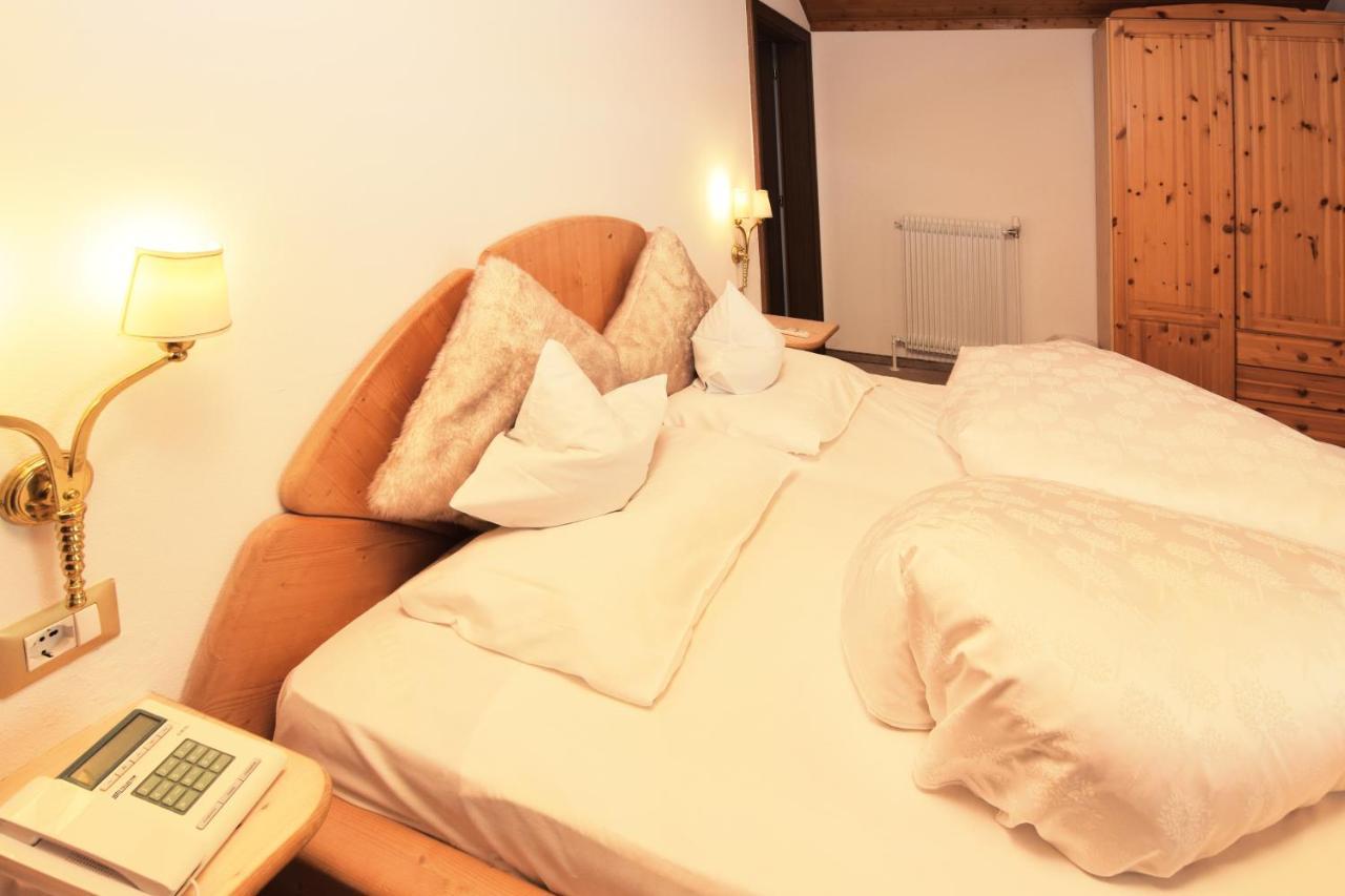 Hotel Chalet Olympia Monguelfo-Tesido / Welsberg-Taisten ภายนอก รูปภาพ