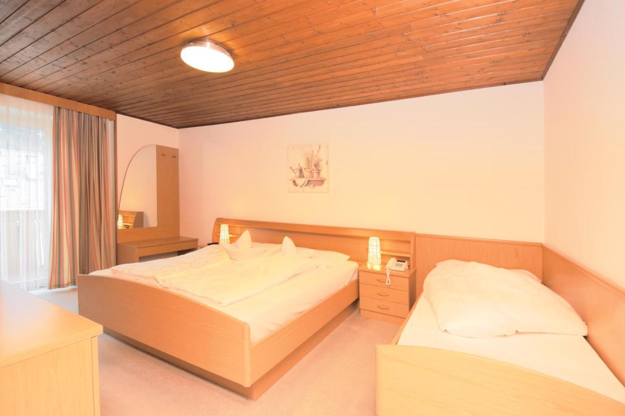 Hotel Chalet Olympia Monguelfo-Tesido / Welsberg-Taisten ภายนอก รูปภาพ