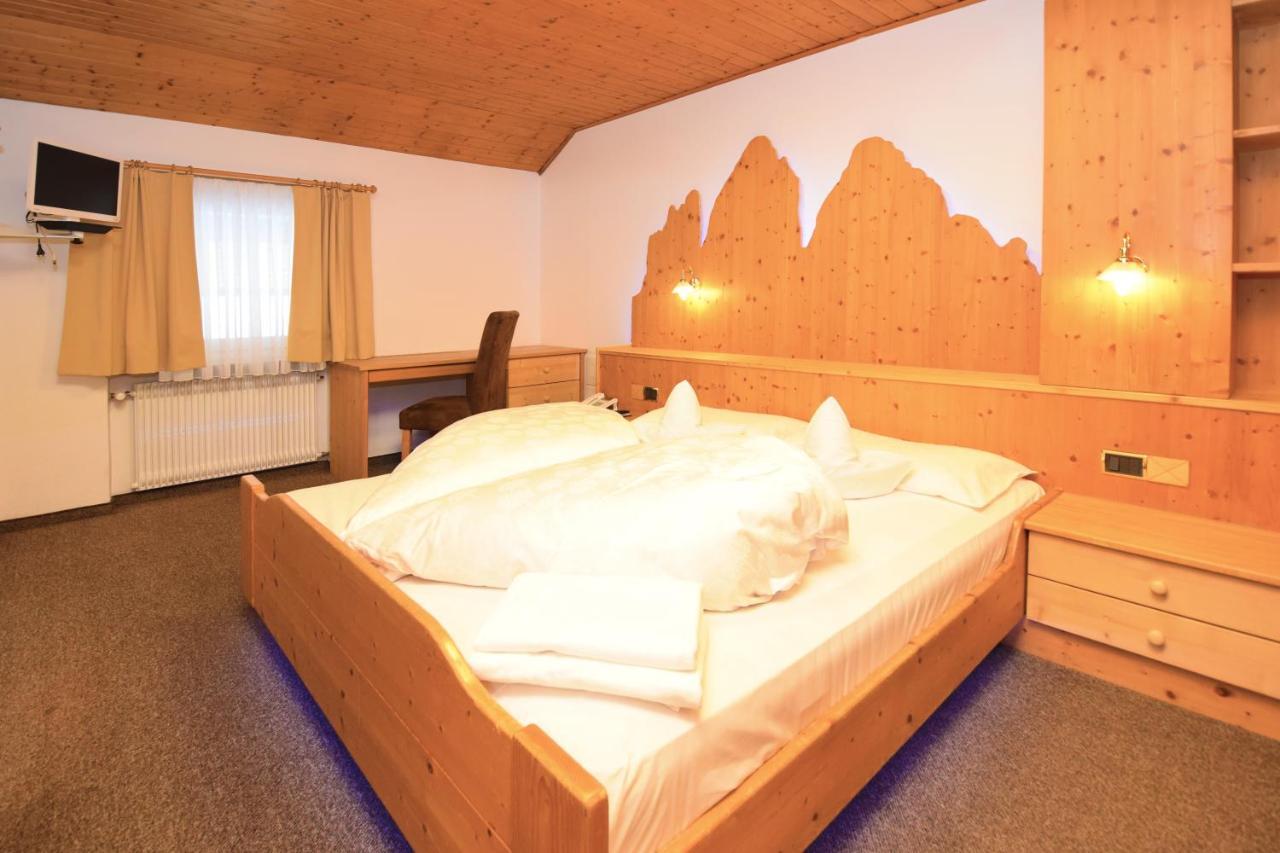 Hotel Chalet Olympia Monguelfo-Tesido / Welsberg-Taisten ภายนอก รูปภาพ