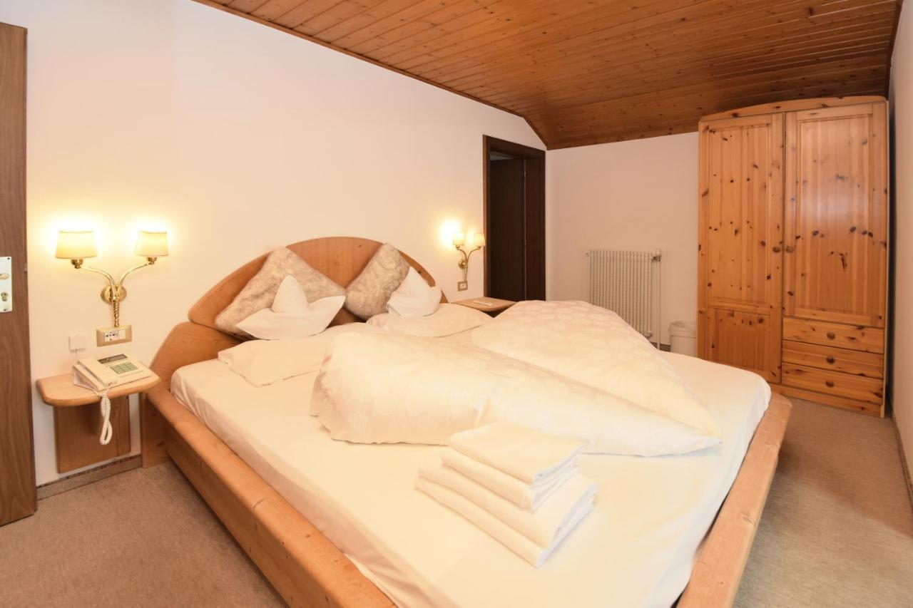 Hotel Chalet Olympia Monguelfo-Tesido / Welsberg-Taisten ภายนอก รูปภาพ