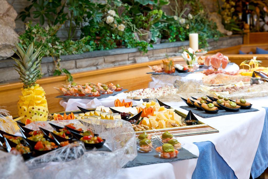 Hotel Chalet Olympia Monguelfo-Tesido / Welsberg-Taisten ภายนอก รูปภาพ