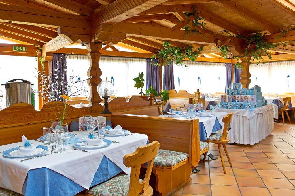 Hotel Chalet Olympia Monguelfo-Tesido / Welsberg-Taisten ภายนอก รูปภาพ