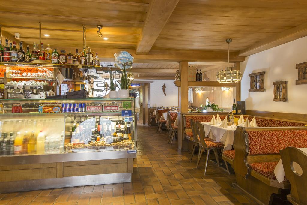 Hotel Chalet Olympia Monguelfo-Tesido / Welsberg-Taisten ภายนอก รูปภาพ