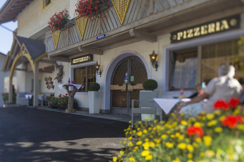 Hotel Chalet Olympia Monguelfo-Tesido / Welsberg-Taisten ภายนอก รูปภาพ